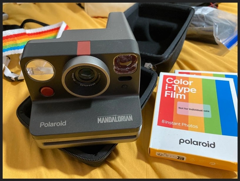 Star_Wars_Mandalorian_Polaroid_Camera_